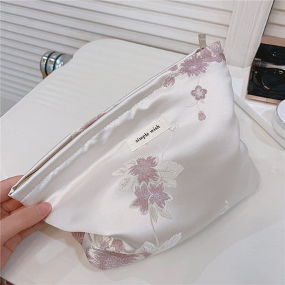 Chic Floral Jacquard Makeup Bag
