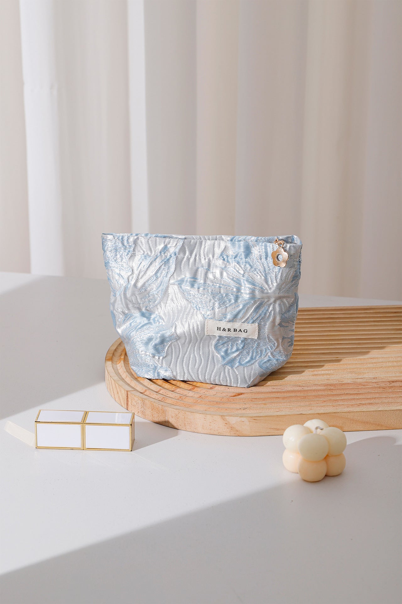 Simple Embossed Flower Makeup Bag