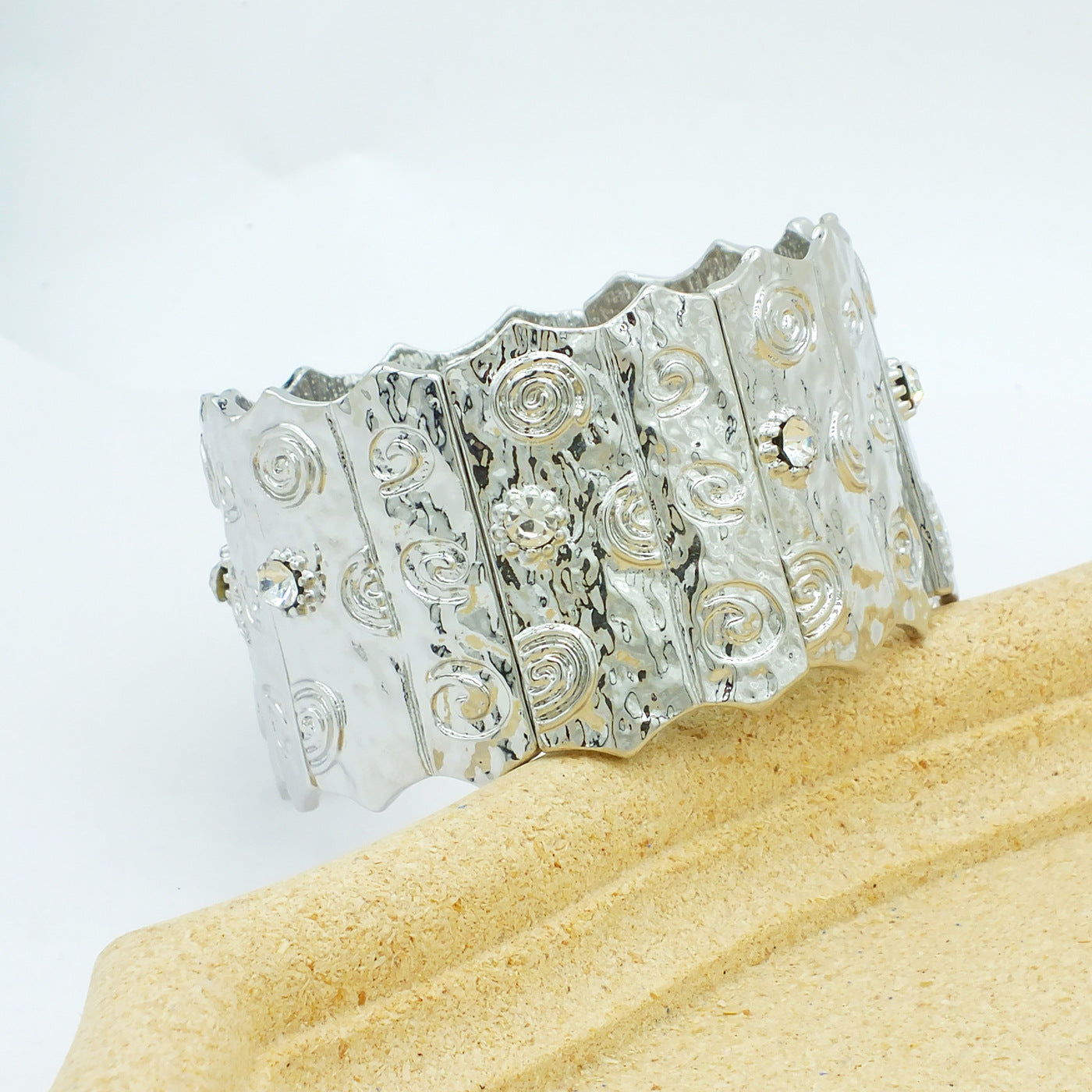 Retro Geometric Rhinestone Stretch Bracelet