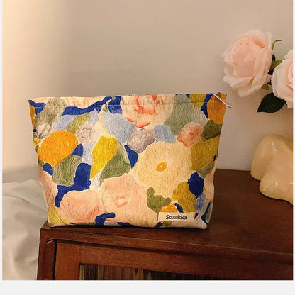 Floral Irregular Print Portable Cosmetic Bag