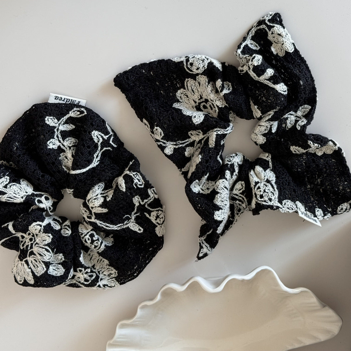 Vintage Flower Jacquard Knit Hair Tie