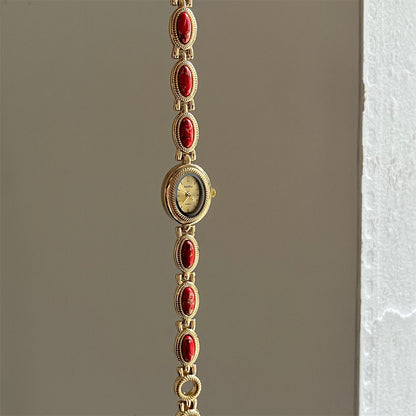 Vintage Gold Oval Dial Bracelet Quartz Watch