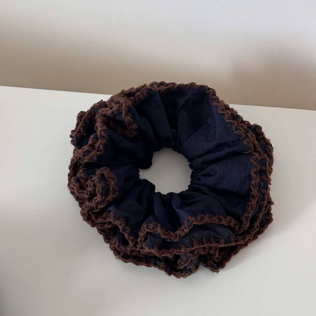 Elegant Yarn Trim Scrunchies Hair Tie