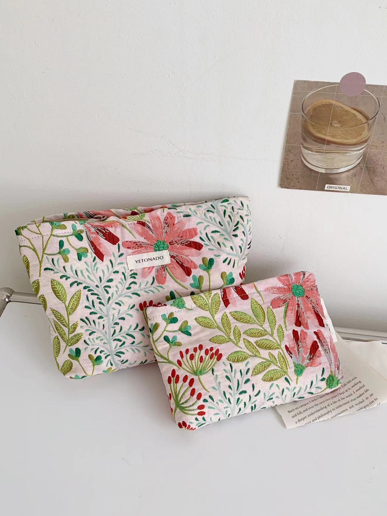 Colorful Large Capacity Flower Print Makeup Bag