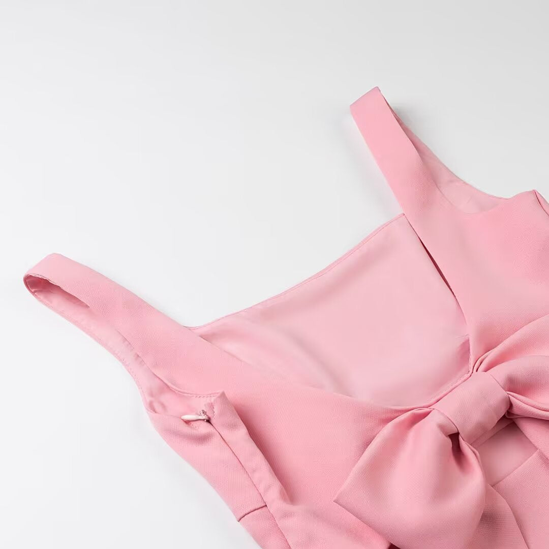 Trendy Solid Color Bowkont Back Sleeveless Top