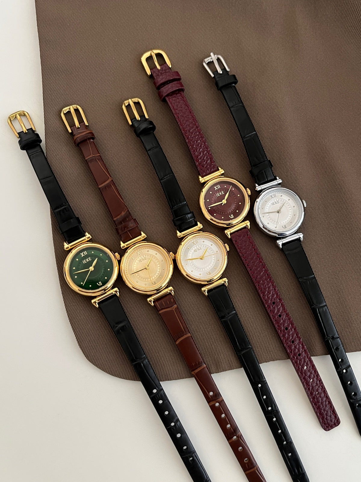 Trendy Round Dial Leather Strap Quartz Watch
