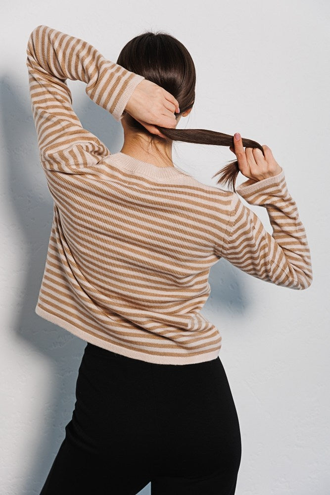Stripe Contrast Color Knit Tops