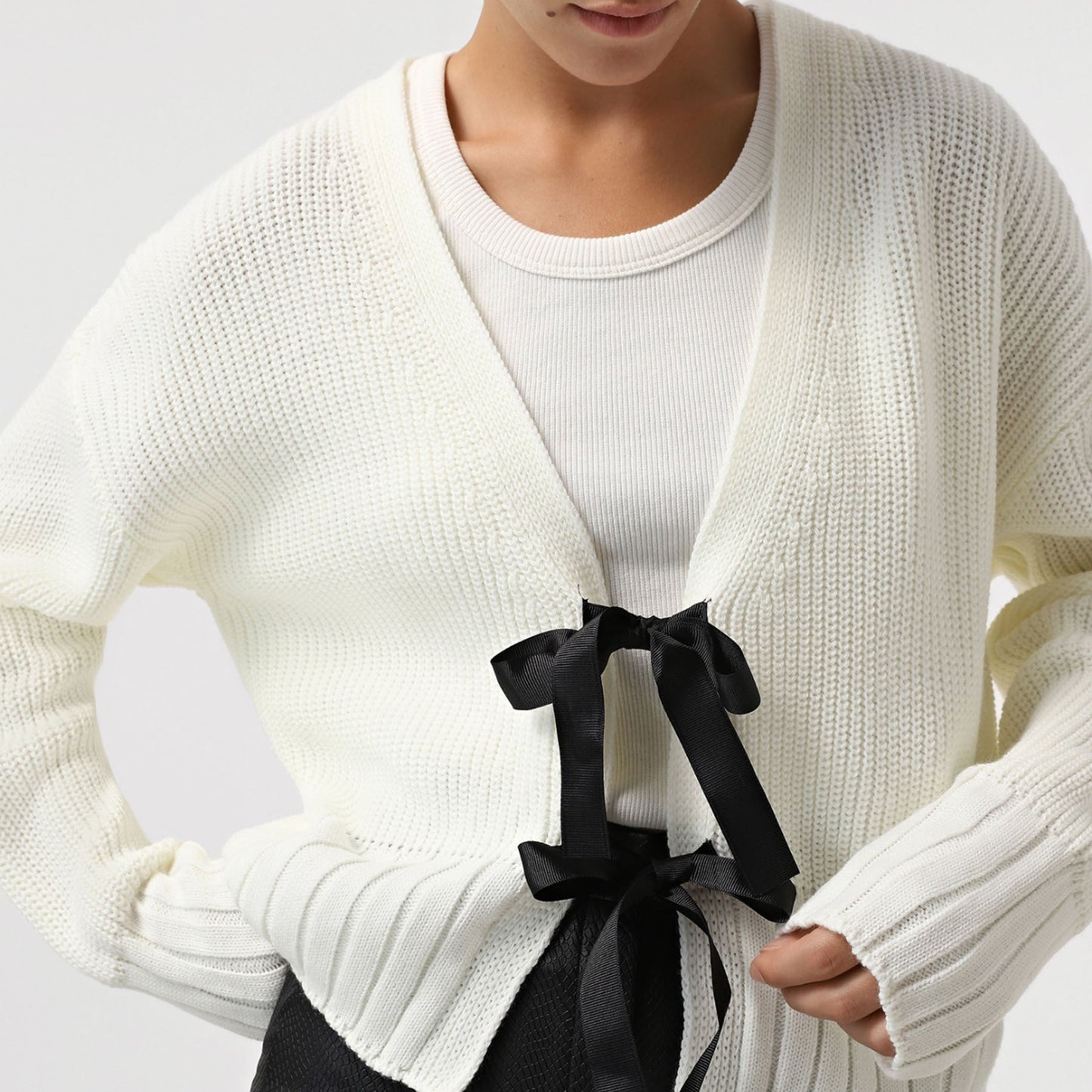 Bows String Tie V-Neck Knit Cardigan