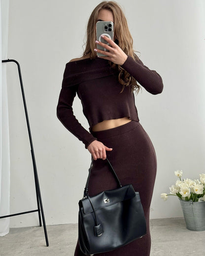 2-Piece Minimalist Off-Shoulder Knitted Sets