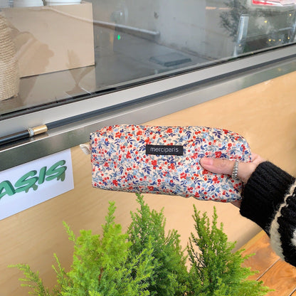 Simple Floral Print Makeup Pencil Pouch