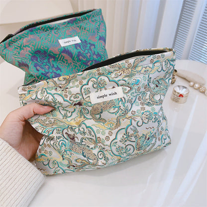 Elegant Jacquard Portable Zipper Cosmetic Bag