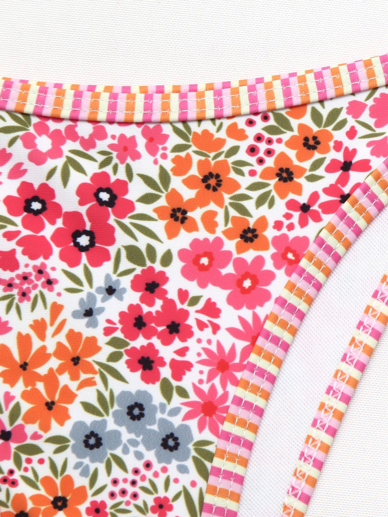 Trendy Floral Printed Bikini Swimwear