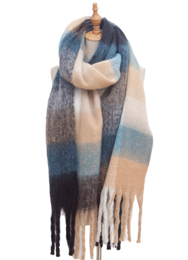 Contrast Color Plaid Tassel Scarves