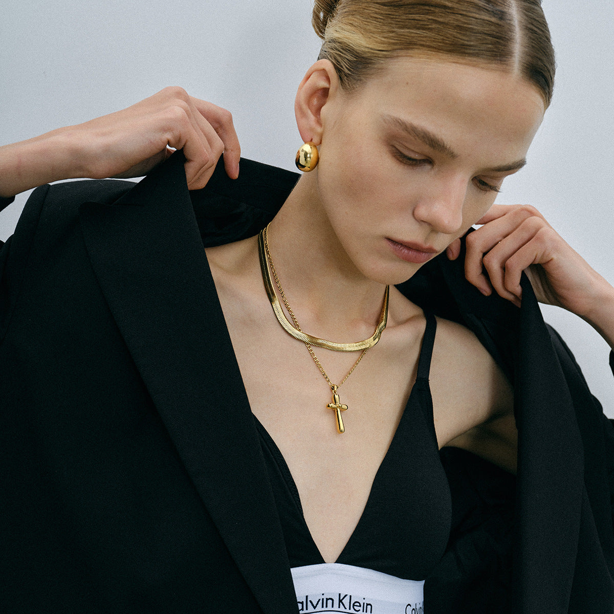 Simple Vintage Cross Pendant Nevklace