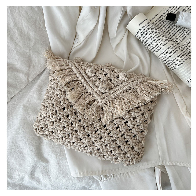 Tassel Woven Beach Knit Shoulder Bag