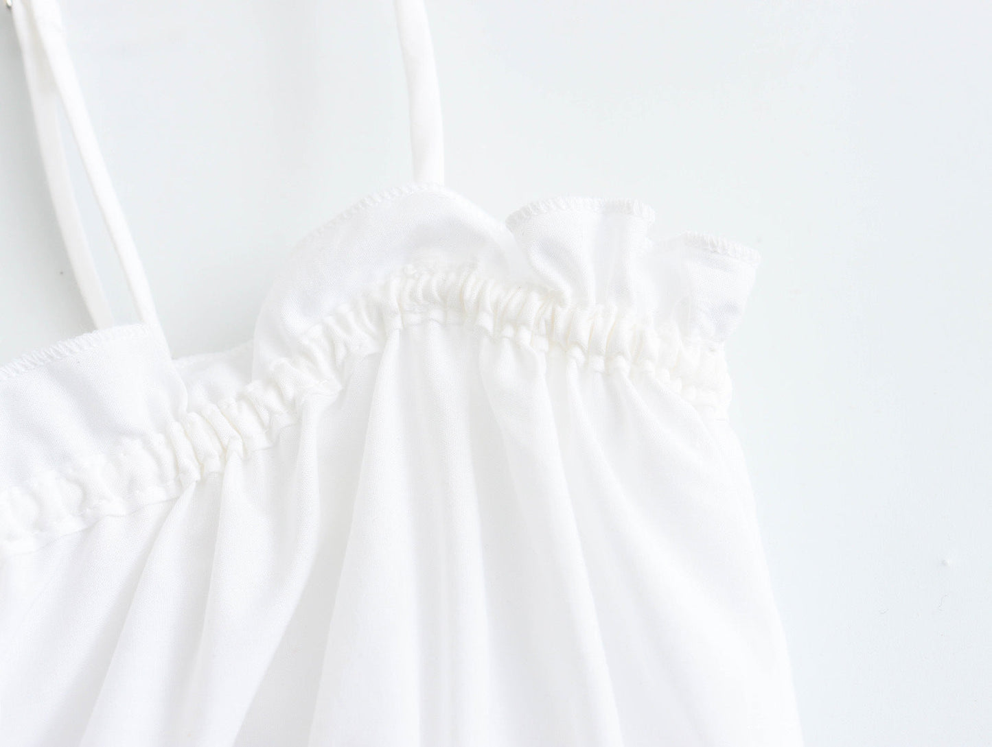 Simple Bowknot Spaghetti Strap Crop Top