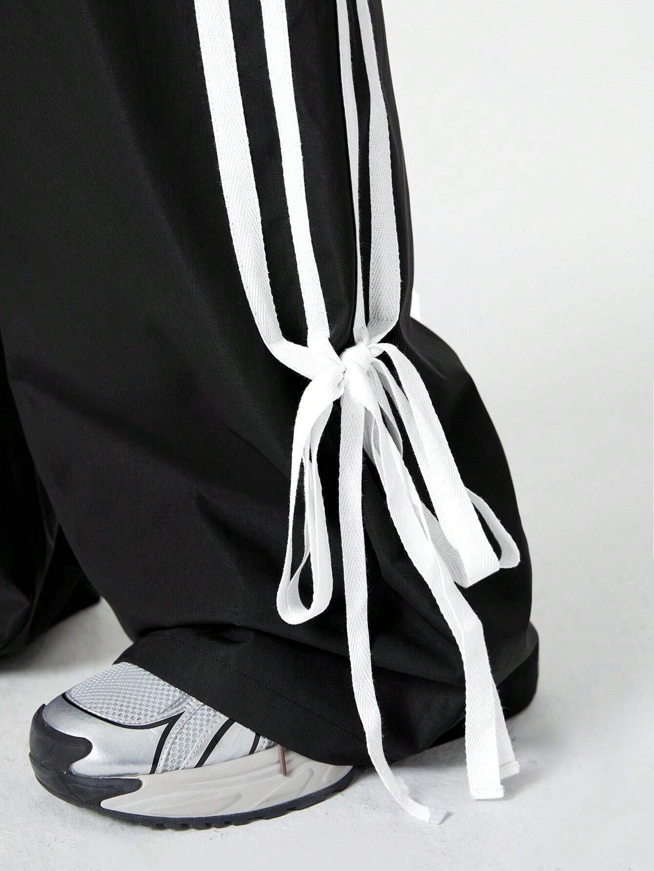 Striped Bow Tie Loose Straight Leg