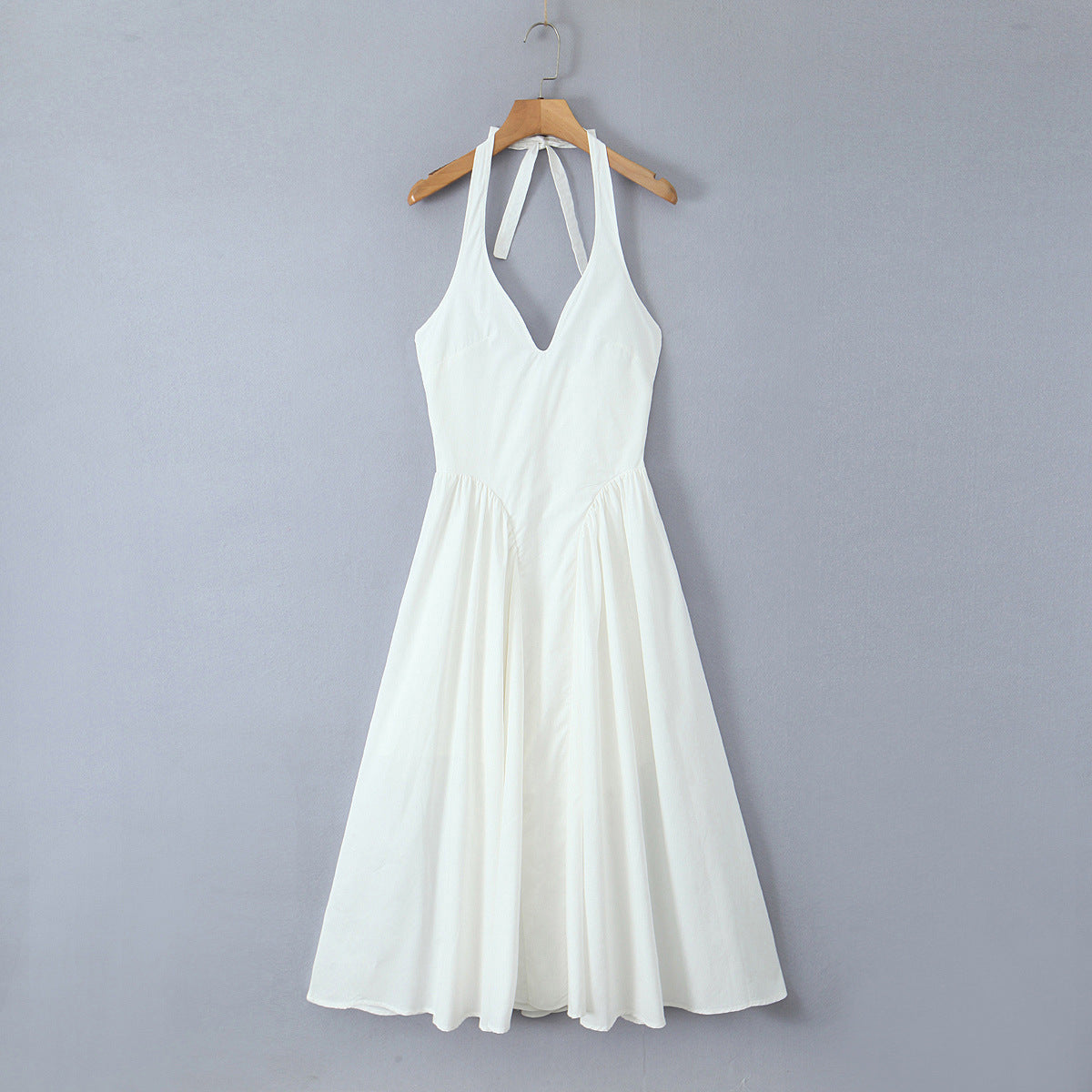 Vintage Floral Halter V-Neck Maxi Dress