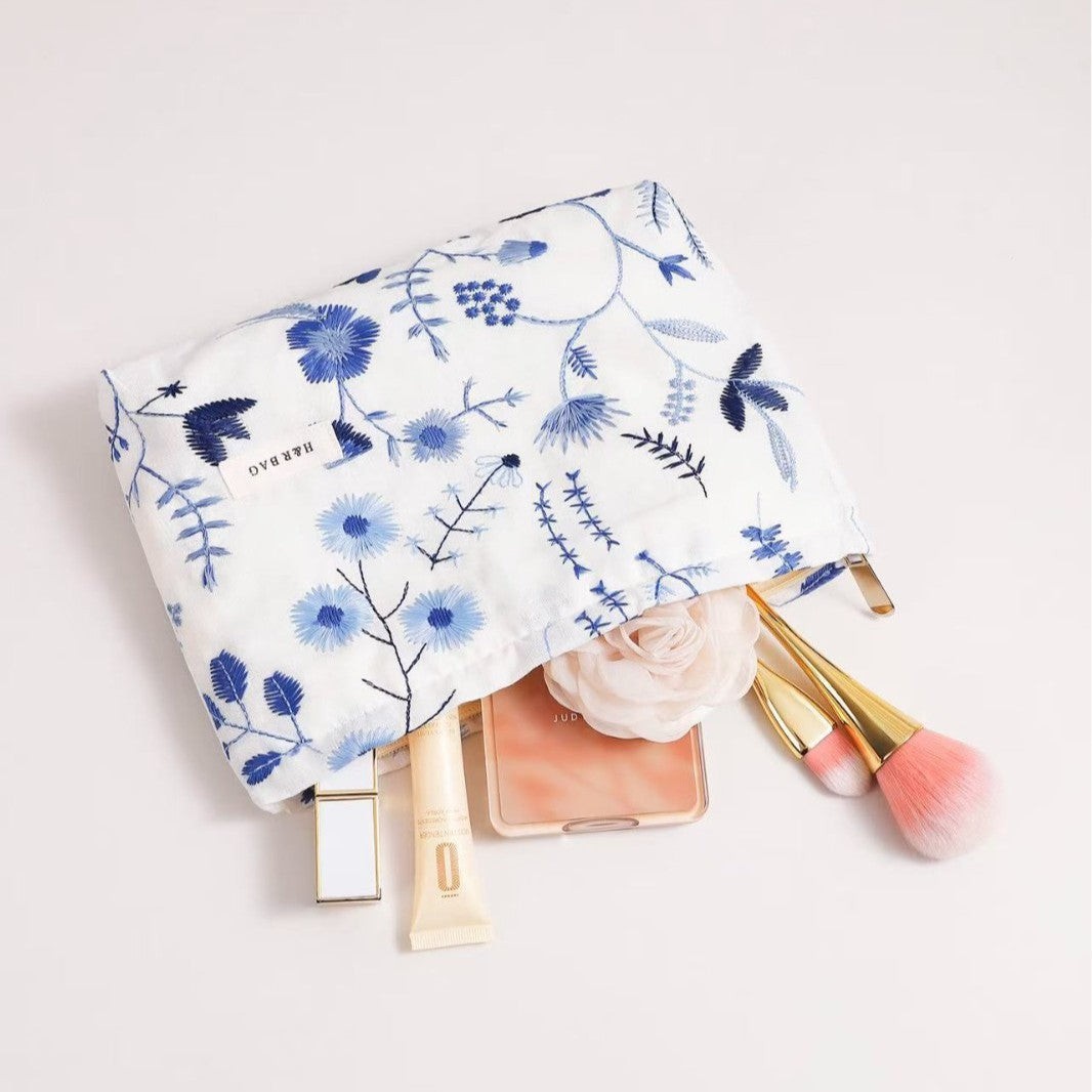 Minimalist Portable Floral Print Makeup Bag