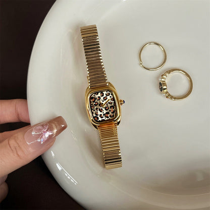 Retro Leopard Print Dial Quartz Wrist Watch