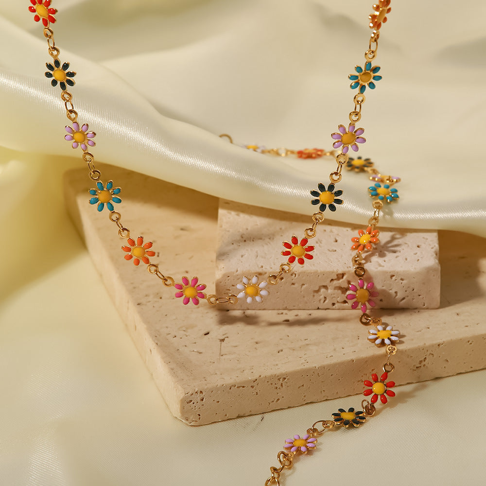 White/Colourful Daisy Chain Necklace