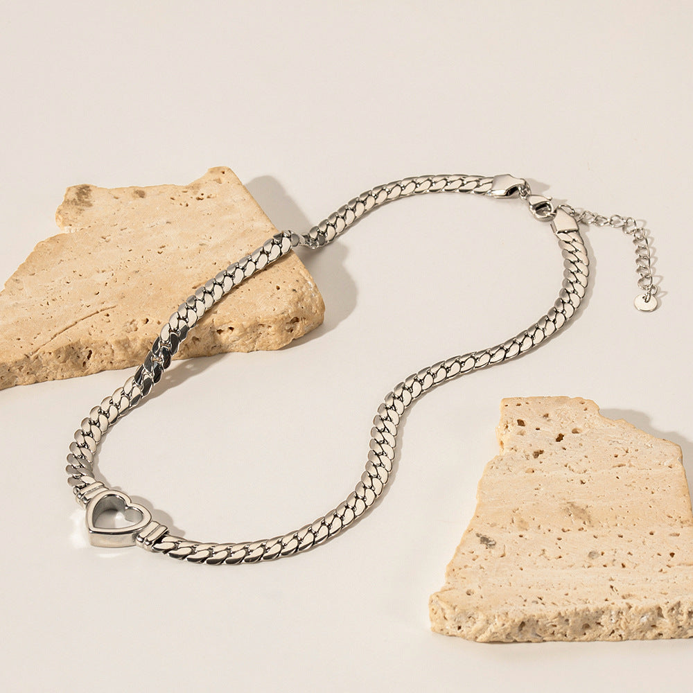 Hellow Out Heart Shade Pendant Necklace