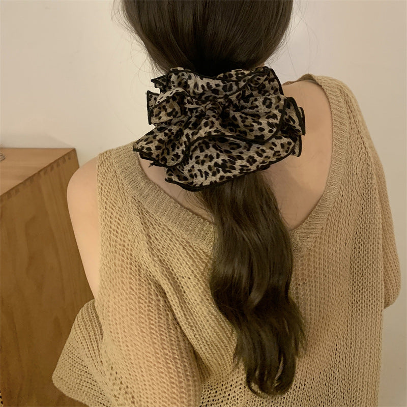 Vintage Four-Layer Leopard Print Scrunchies