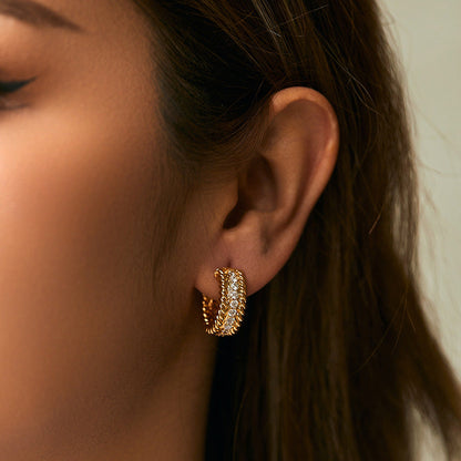 Trendy Twisted C Shaped Rhinestones Stud Earrings