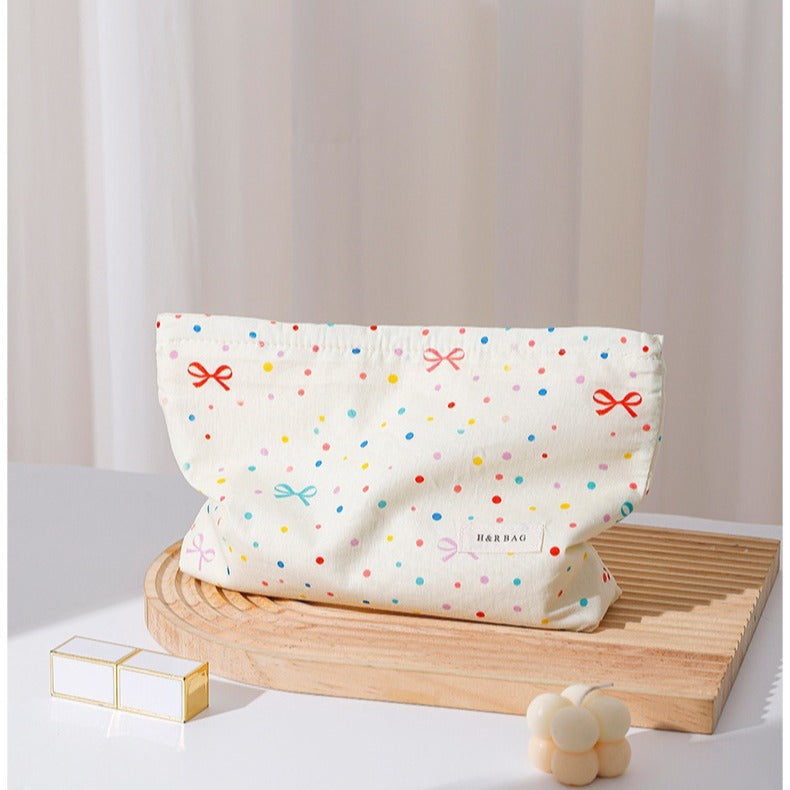Minimalist Bow Print Portable Storage Pouch