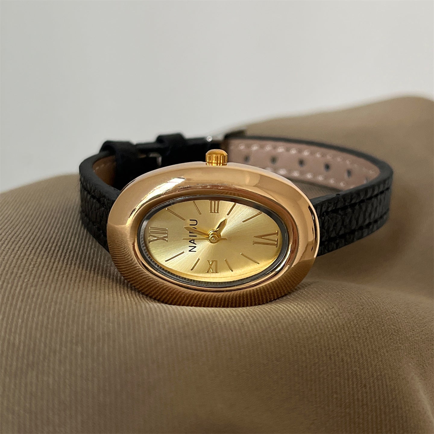 Leather Strap Vintage Oval Watch