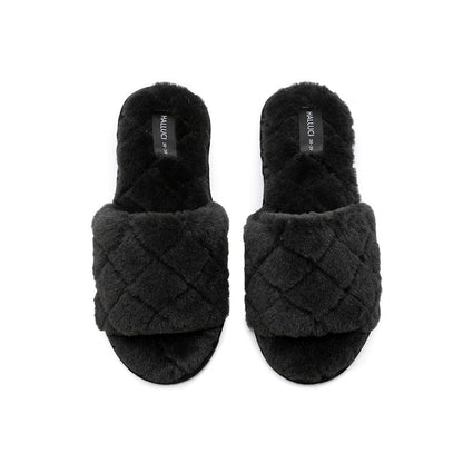 Simple Diamond Pattern Plush Fuzzy Slippers