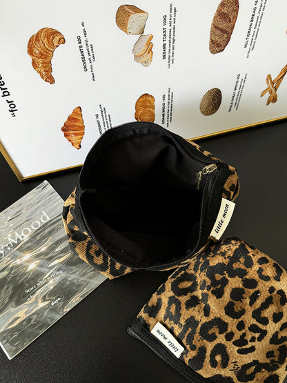 Leopard Print Canvas Portable Makeup Bag