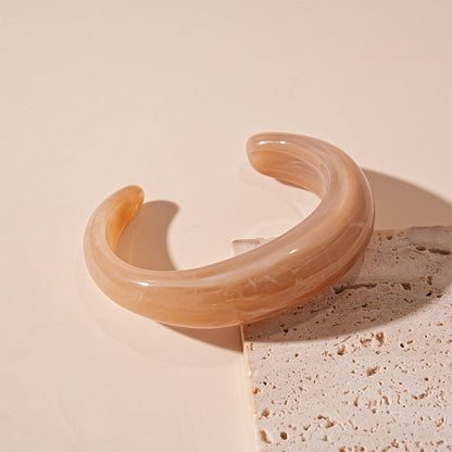 Vintage Smoothy Open Acrylic Bracelet