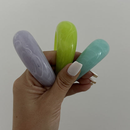 Multicolor Open Acrylic Resin Bracelets