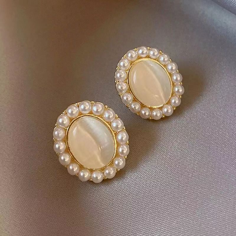 Elegant Pearl Stone Simple Stud Earrings