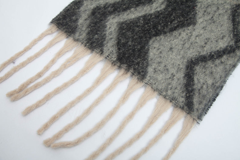 Gradient Color Print Tassel Scarf