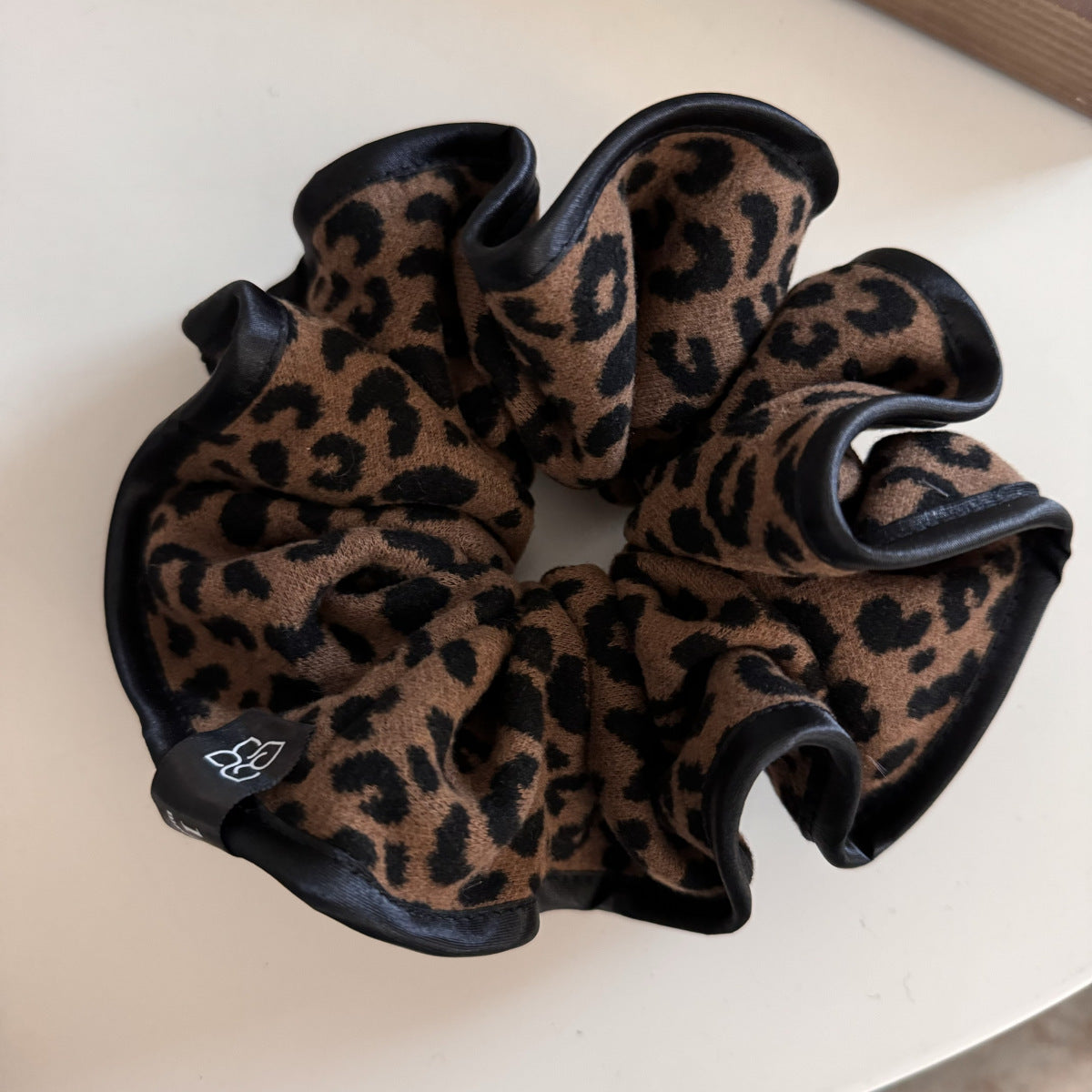 Ruffled Trim Vintage Leopard Print Hair Tie