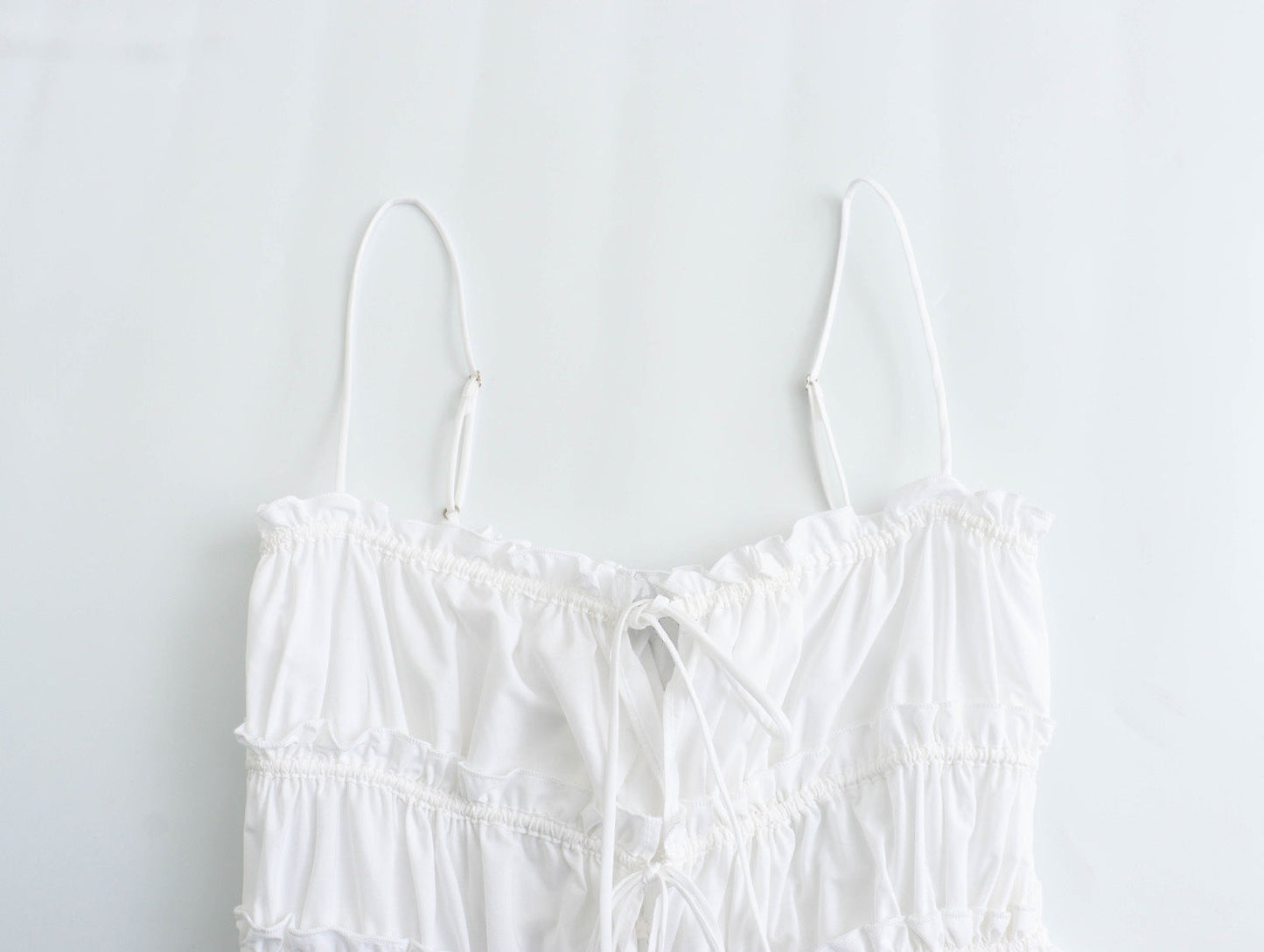 Simple Bowknot Spaghetti Strap Crop Top