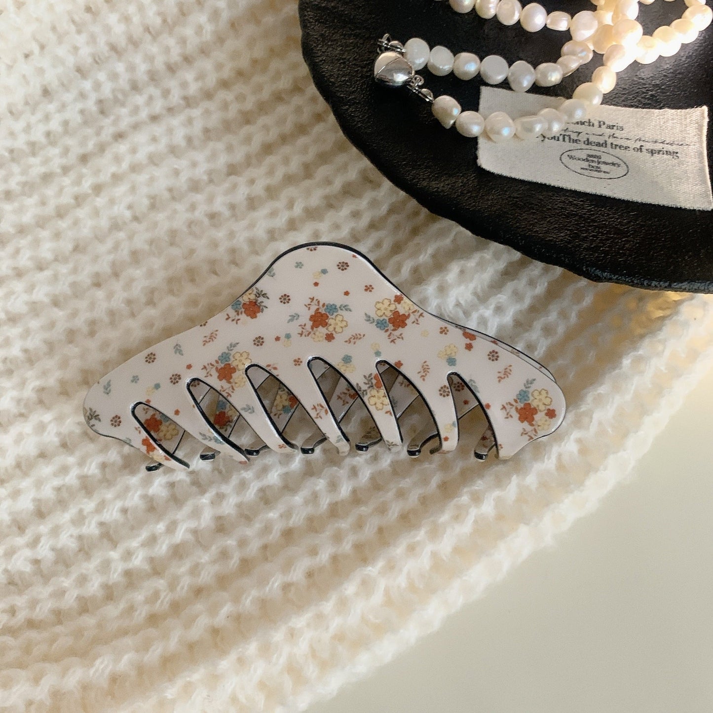 Cute Flower Geometric Acrylic Hair Claw