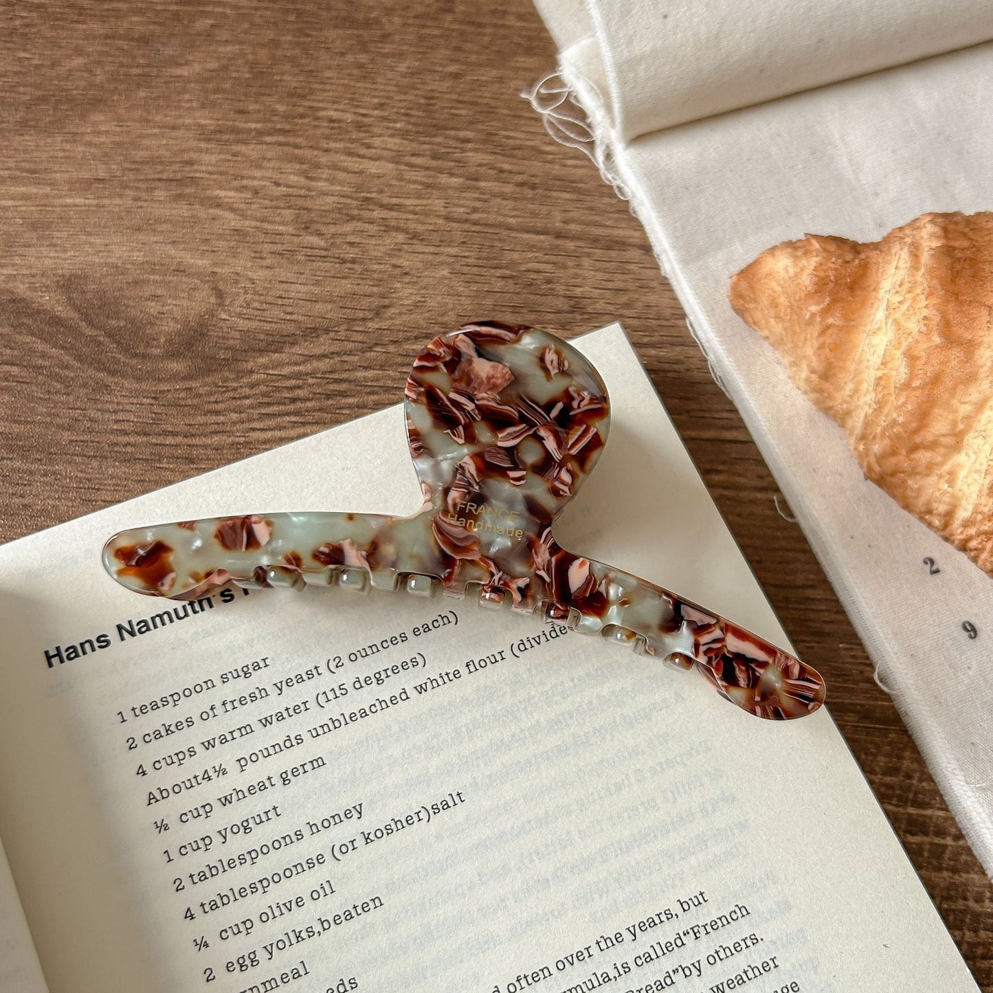 2+VIntage Delicate Large Hair Claws