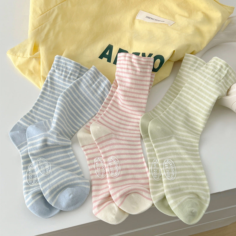 Minimalist Stripe Breathable Mid-Calf Socks