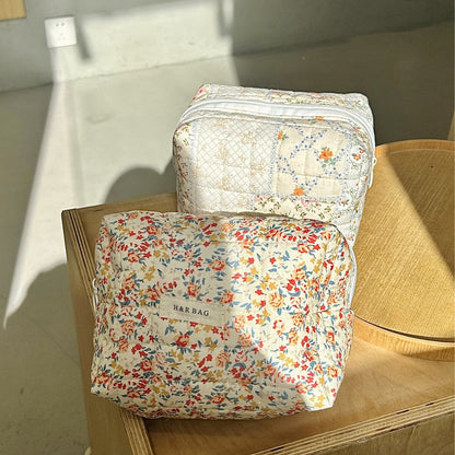 Floral Print Plaid Portable Cosmetic Bag