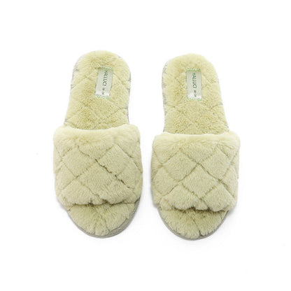 Simple Diamond Pattern Plush Fuzzy Slippers