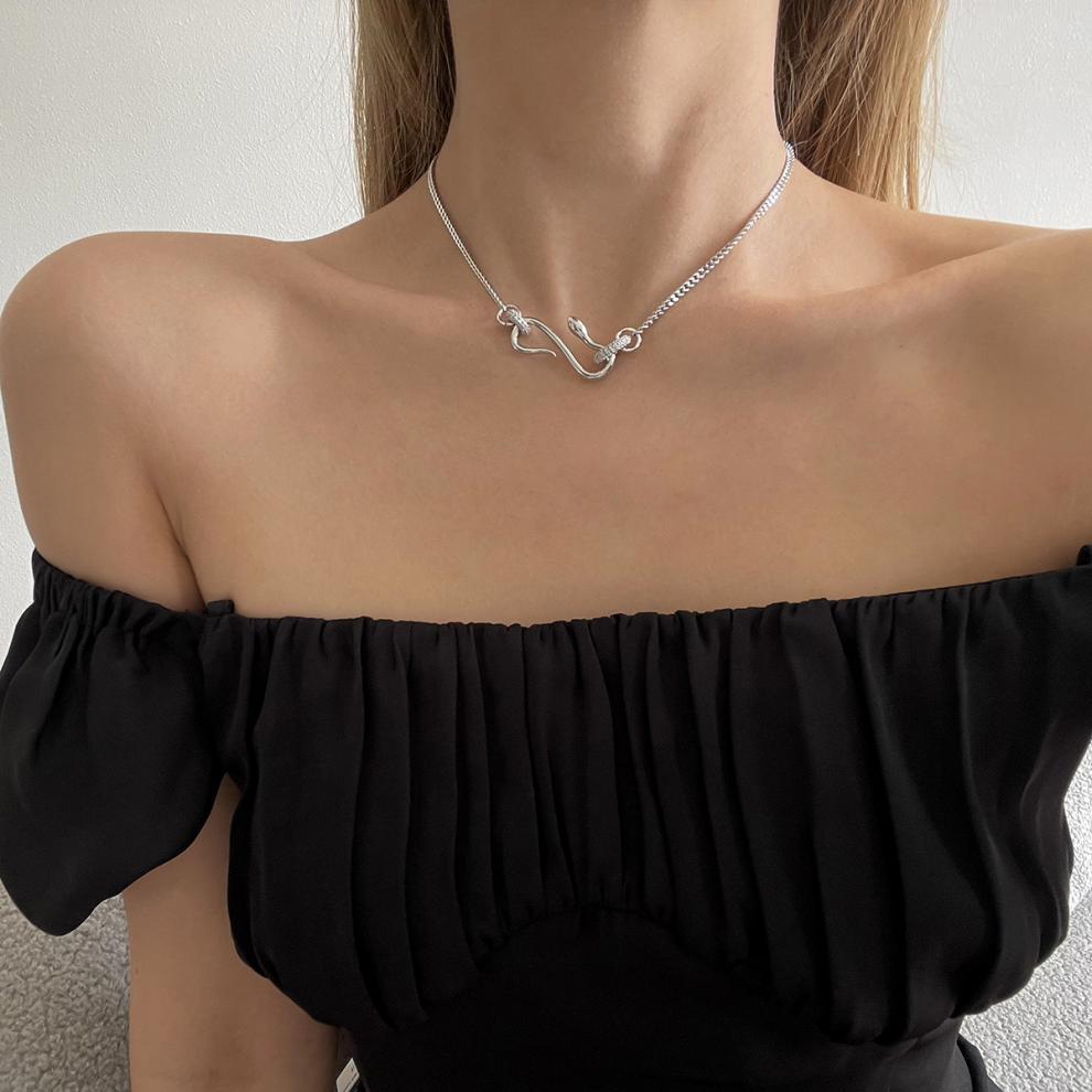 Rhinestone Snake Shaped Chain Pendant Necklace