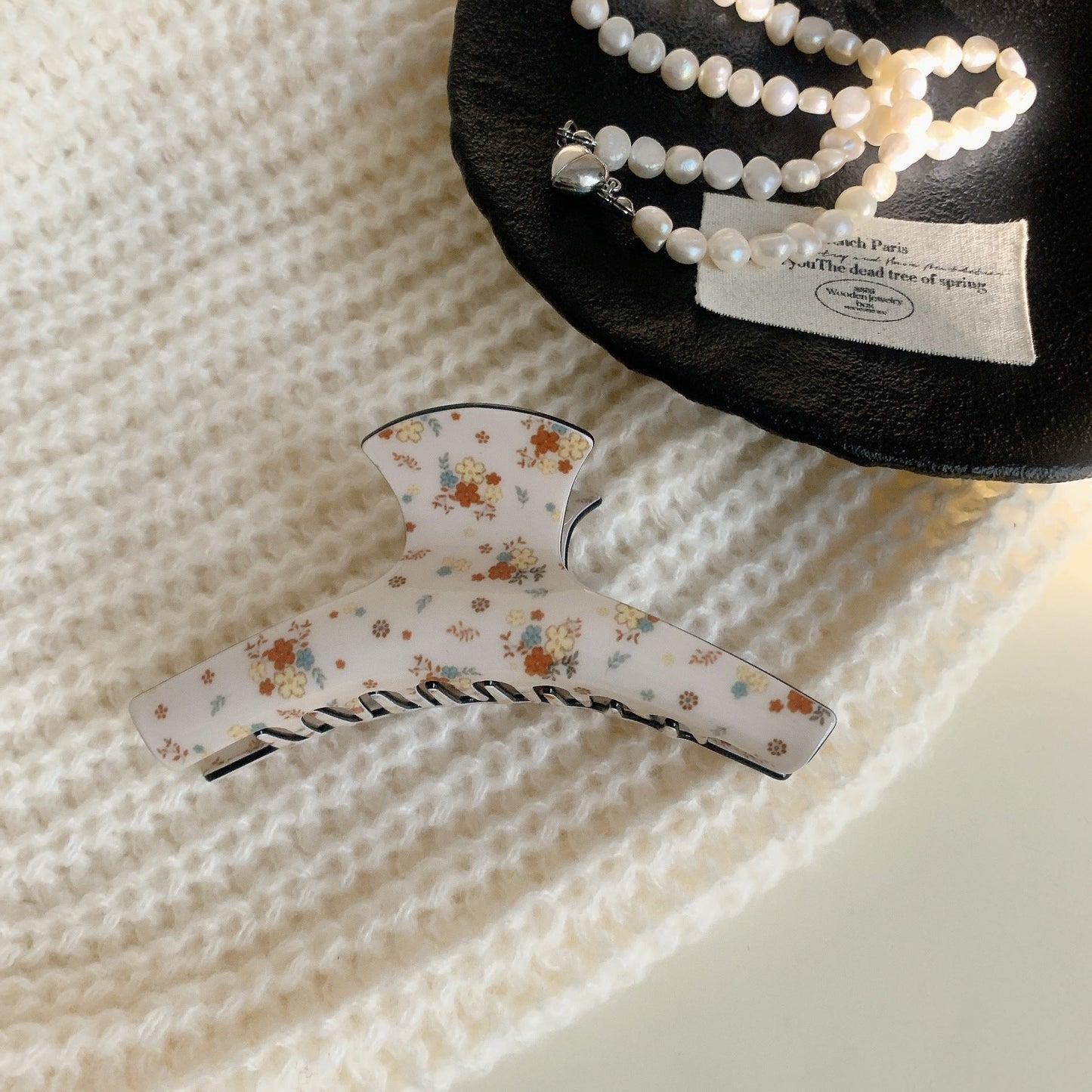 Cute Flower Geometric Acrylic Hair Claw