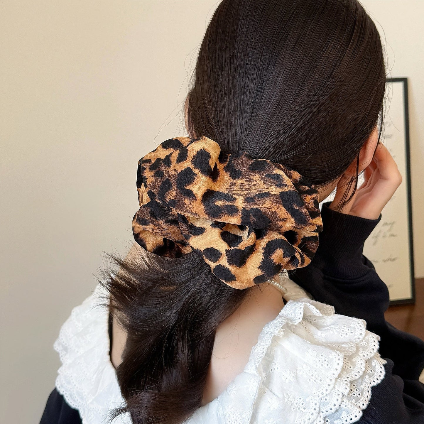 Retro Leopard Print Elastic Hair Tie