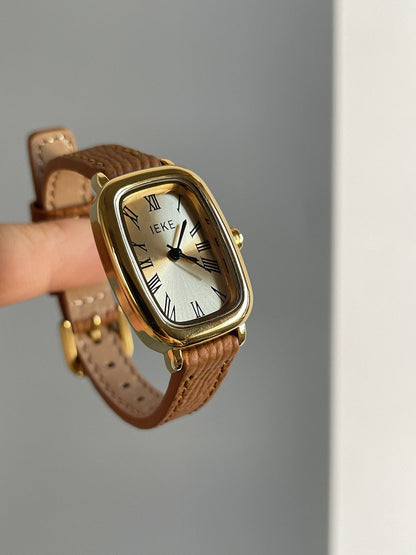 Vintage Leather Strap Gold Tone Quartz Watch