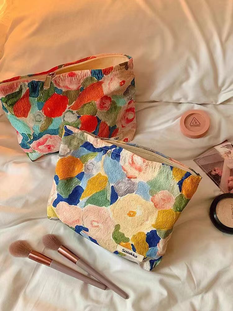 Floral Irregular Print Portable Cosmetic Bag