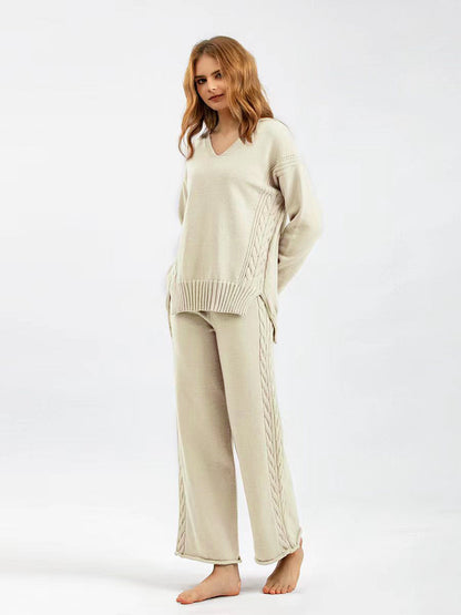 2+ V-Neck Side Split Knit Sets