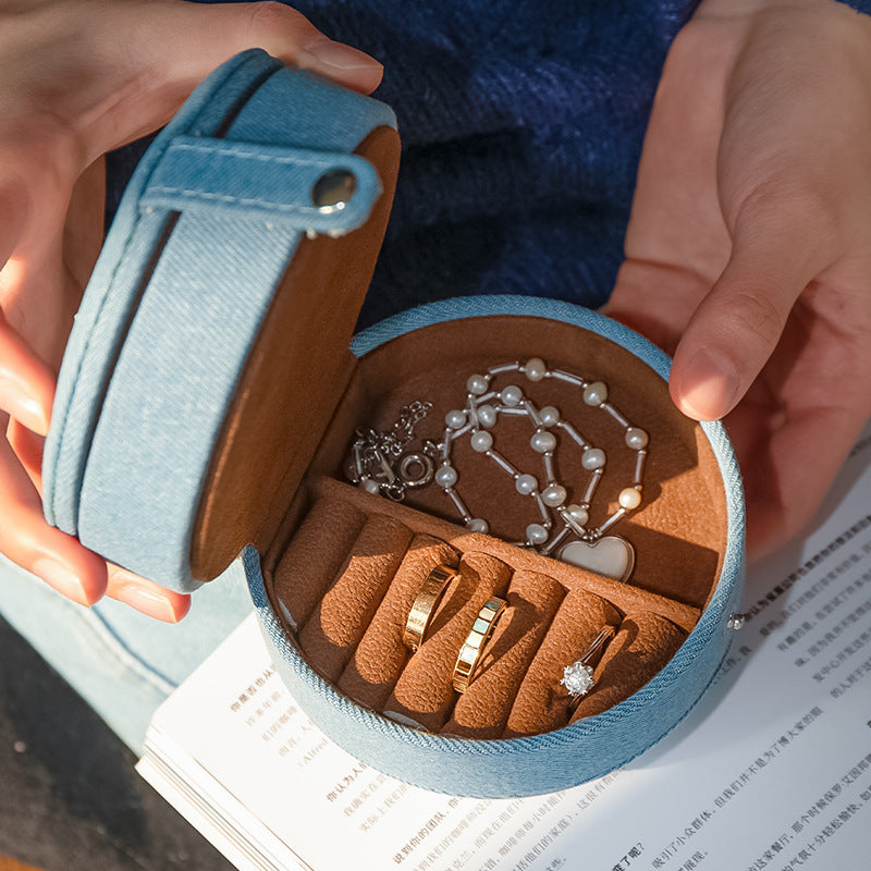 Cute Embroidered Puppy Travel Jewelry Case